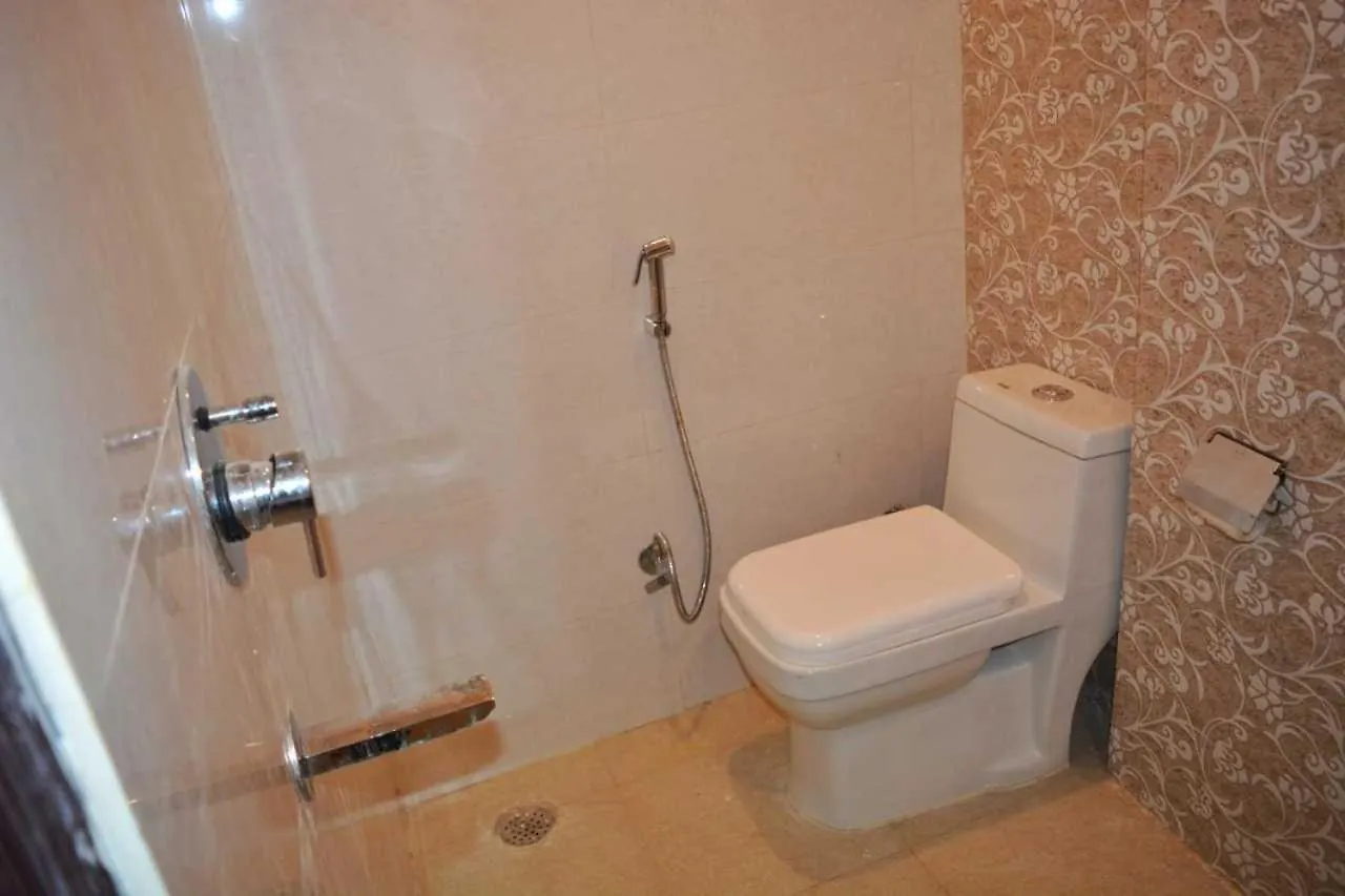 Hotel O Alpha Stay New Delhi